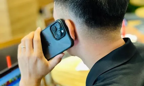Nam sinh 2007 ở Hà Nội vừa chuyển khoản thành công 410 triệu đồng, vài phút sau phải lên công an trình báo