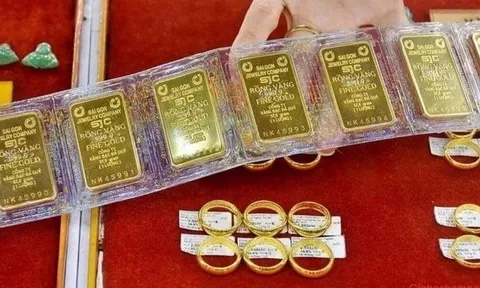 Giá vàng miếng sáng 26/8 tiếp tục lập kỷ lục mới