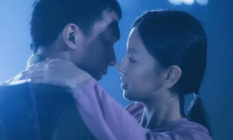 'Mưa đỏ' vượt 'Bộ tứ báo thủ', vào top 5 phim Việt ăn khách nhất lịch sử phòng vé