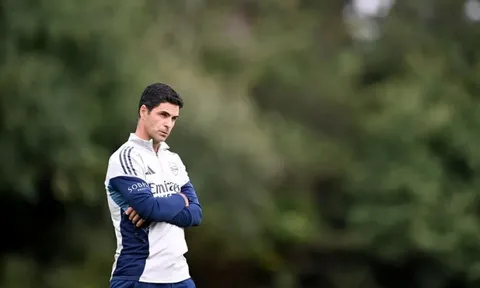 Arsenal đẩy đi hàng loạt cầu thủ