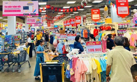 Hàng khuyến mãi hút khách, nhiều điểm vui chơi, mua sắm kỳ vọng 'bùng nổ' vào ngày 2-9