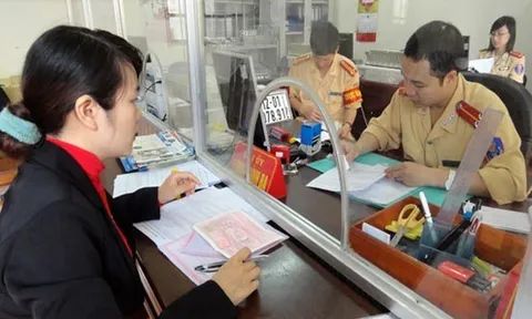 Giảm 30% phí, lệ phí đăng ký xe qua dịch vụ công trực tuyến