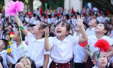 14 đối tượng sẽ được miễn học phí ngay trong năm học 2025-2026