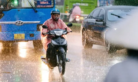Thời tiết hôm nay 5-9: Ngày khai giảng Bắc Bộ nắng nóng, Thanh Hóa vào Nam Bộ mưa dông