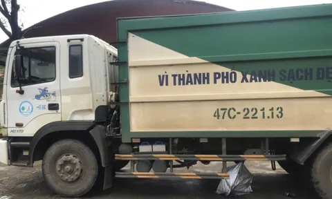Xe vào trường chở rác tông chết 1 học sinh