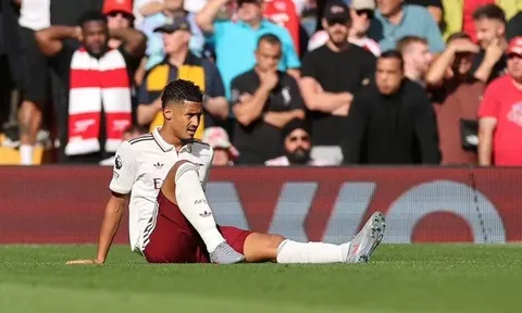 Arsenal chịu đòn giáng mạnh về lực lượng