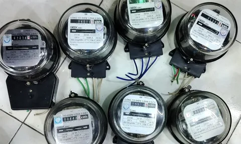 Lắp thêm công tơ để đối chứng hóa đơn tiền điện, cần lưu ý gì?