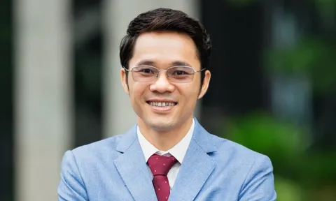 Giữ gìn môi trường không chỉ là dầm mình dưới kênh rạch