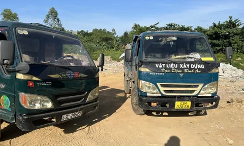 Đà Nẵng buộc 4 tài xế hốt lại xà bần đã đổ trộm vào khu dân cư
