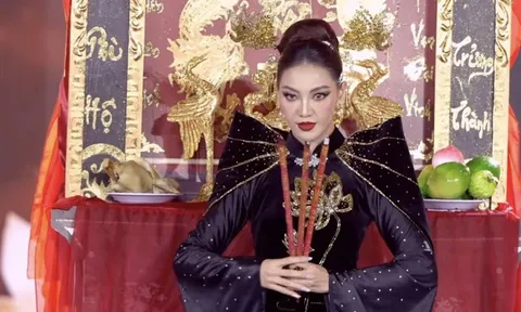 Đưa bàn thờ lên sân khấu thi hoa hậu, khán giả phản ứng mạnh