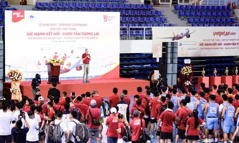 Gần 600 'chiến binh bầu trời' tranh tài thể thao