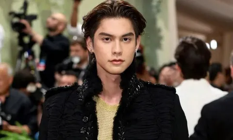Sao Thái Lan Bright Vachirawit giúp Burberry bội thu triệu đô