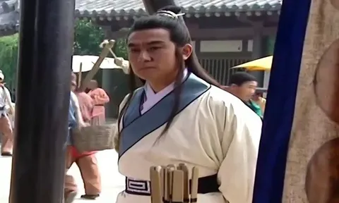 Vì sao Long Vương chỉ chỉnh lượng mưa lại bị Ngọc Hoàng xử tử?
