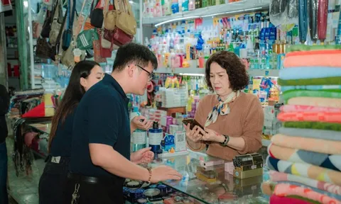 Ngân hàng đồng hành cùng hộ kinh doanh thực hiện Nghị định 70
