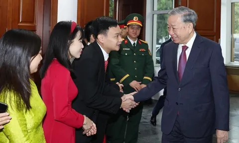 Tổng Bí thư Tô Lâm thăm đại sứ quán, khánh thành tượng Bác Hồ tại Triều Tiên