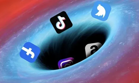 Báo cáo: Người Việt dành hơn 7 tiếng mỗi ngày cho TikTok, Shopee và Zalo
