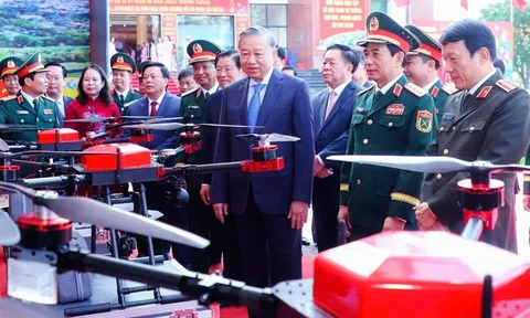 Tổng Bí thư Tô Lâm dự lễ kỷ niệm 80 năm Ngày truyền thống Quân khu 4