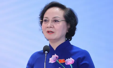 Bộ trưởng Phạm Thị Thanh Trà: Ứng dụng AI để công việc tốt hơn, giảm bớt biên chế