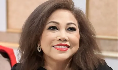 "Họa mi núi rừng" khoe "lên chức" ở tuổi 58