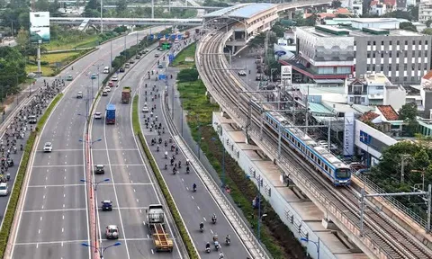 Đột phá thể chế, tăng năng suất = tăng trưởng cao