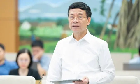 Bộ trưởng Nguyễn Mạnh Hùng: Doanh nghiệp chỉ lắp ráp, giá trị Việt Nam tạo ra chỉ 10%, không có trung tâm R&D, không làm chủ công nghệ lõi thì có nên được ưu đãi hay không?