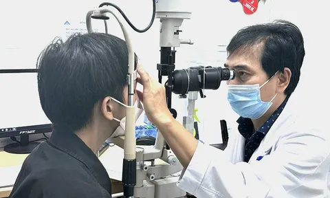 Tin tức sáng 22-10: 5 triệu trẻ em Việt bị cận, loạn thị; Ủy ban Chứng khoán có 2 lãnh đạo mới