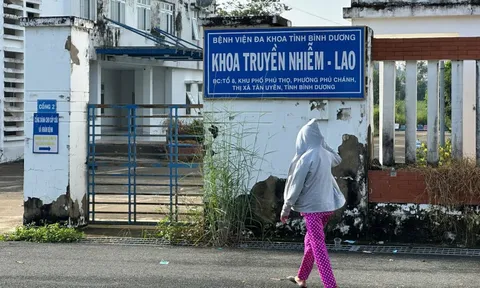 Cận cảnh bệnh viện bỏ hoang chờ 'hồi sinh' ở TP.HCM