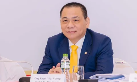 Ông Phạm Nhật Vượng có tài sản 20 tỉ USD, lớn hơn vốn hóa VietinBank và Techcombank gộp lại