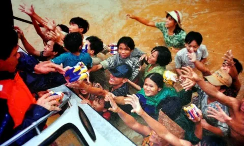 Những trận bão lũ khủng khiếp - Kỳ 4: 'Đại hồng thủy 1999' vượt mọi đỉnh lịch sử