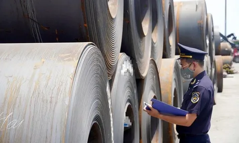 Bộ Công Thương điều tra thép Trung Quốc bị nghi lẩn tránh thuế chống bán phá giá