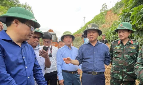 Phó thủ tướng Trần Hồng Hà: Quảng Ngãi làm ngày, làm đêm khắc phục sạt lở