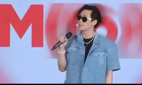 Khánh Phương, Hồ Quang Hiếu hát mừng sinh nhật nhà cái