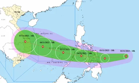 Bão Kalmaegi có thể mạnh tới cấp 14 ở Biển Đông