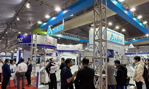 Delta Electronics mang một loạt giải pháp tự động hóa công nghiệp về Việt Nam, thúc đẩy sản xuất thông minh