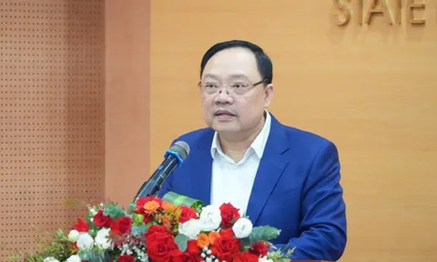 "AI sẽ không thay thế con người, mà trở thành 'đồng nghiệp ảo' giúp cán bộ ngân hàng làm việc nhanh và sáng tạo hơn"