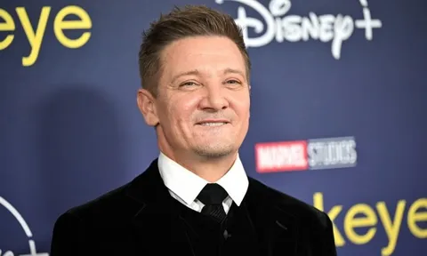 Sao The avengers bị tố gửi ảnh, clip nhạy cảm cho đạo diễn nữ người Trung Quốc