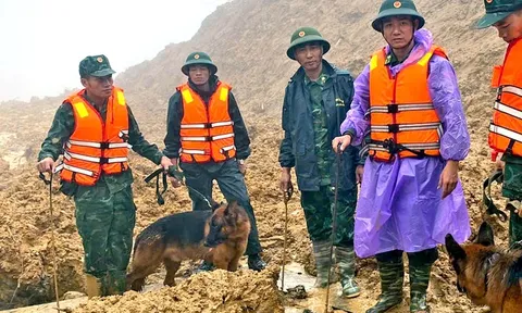 Miền Trung mưa lớn đến 18-11, Thủ tướng yêu cầu rà soát, sơ tán dân ở nơi có nguy cơ sạt lở