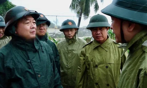 Lũ tiệm cận mức lịch sử, Phó thủ tướng yêu cầu Đắk Lắk khẩn trương cứu dân