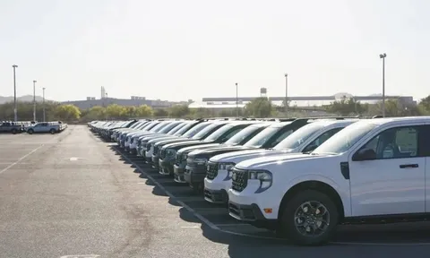 Siết quản lý nhập khẩu ô tô phi thương mại