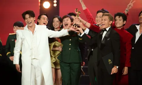 Mưa đỏ nhận Bông sen vàng cùng 4 giải cá nhân xuất sắc tại Liên hoan phim Việt Nam