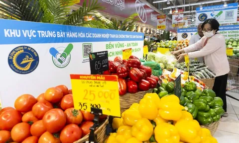 Siêu thị tưng bừng ưu đãi với 'Tháng Tick xanh trách nhiệm'