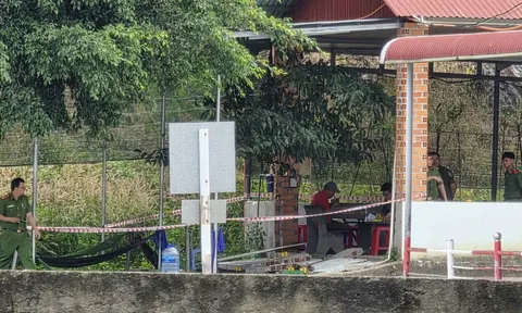 Sập bức tường căng tin trường dạy lái ô tô, 1 học viên bị đè chết