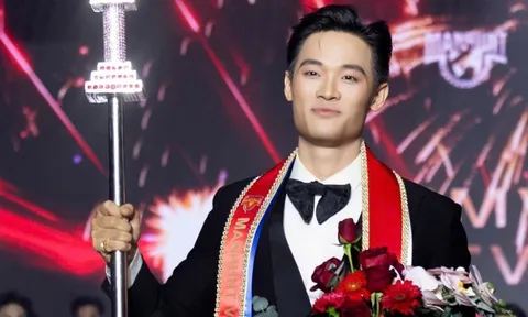 Giám đốc marketing nghỉ việc thi Manhunt Vietnam, trở thành nam vương