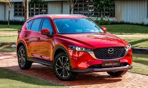 Chuyện gì thế này: Toyota Vios giảm giá sốc, Mazda CX-5 "phá giá" phân khúc SUV cỡ C