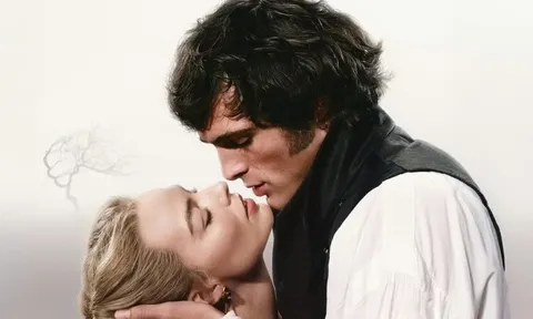 Đồi gió hú, Supergirl và loạt bom tấn của Warner Bros đổ bộ rạp Việt nửa đầu 2026