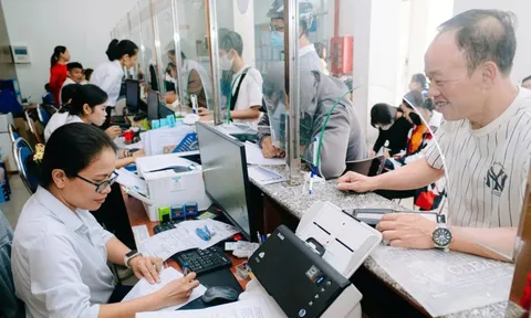 Bộ Y tế chuẩn hóa, số hóa thủ tục hành chính trên toàn quốc, ưu tiên giấy phép hành nghề