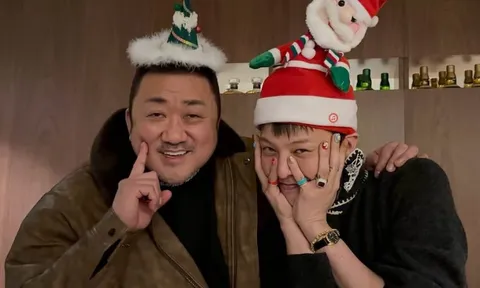 G-DRAGON đón Giáng sinh với Ma Dong Seok, fan bảo 'nhìn cứ tưởng AI'