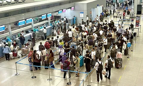 Lịch nghỉ Tết dương lịch gấp gáp, lúng túng chọn đi xa hay gần