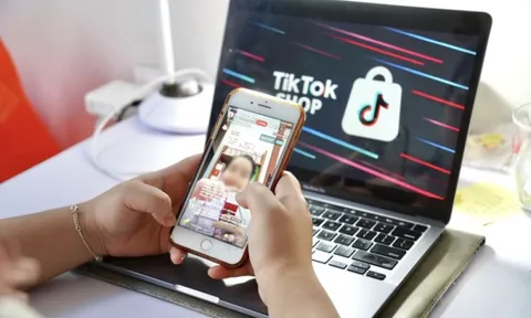 Nghịch lý thương mại điện tử Việt Nam: Thị trường càng lớn, “đất diễn” càng hẹp