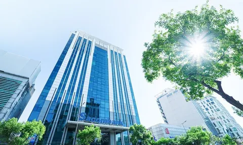 Ẩn số 4 thành viên HĐQT dự kiến bầu bổ sung của Sacombank